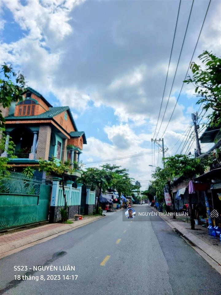 Mặt tiền bà điểm  370m2 (14x27m) full thổ