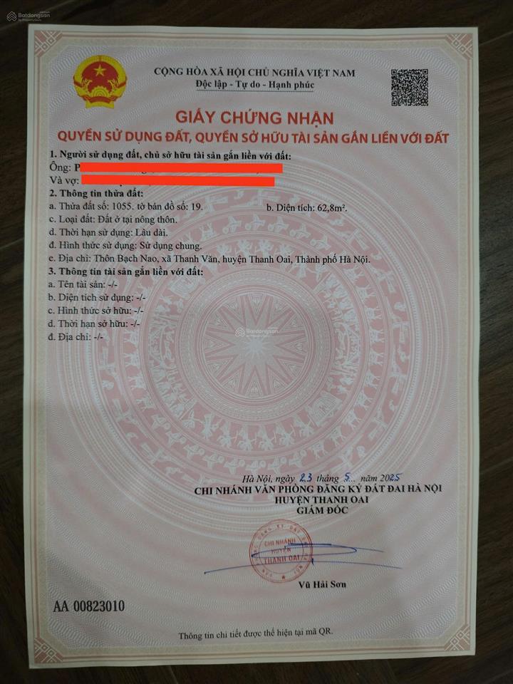 Hoa hậu lô góc ngã tư, 2 mặt tiền