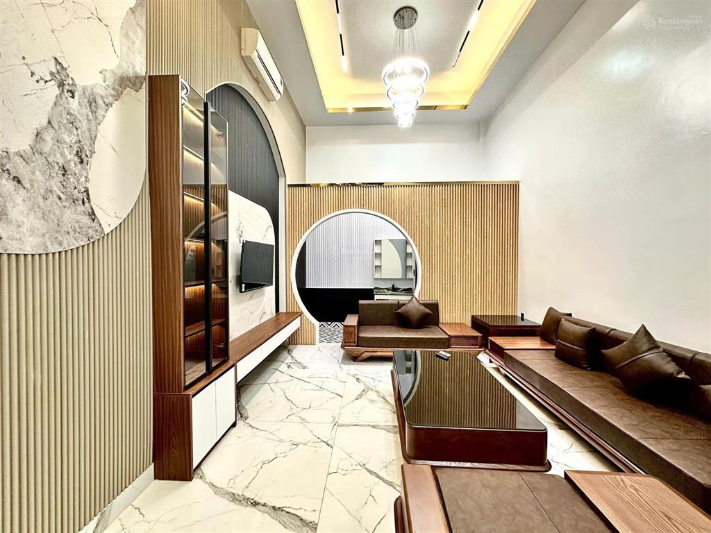 Nhà 4 tầng 64 m giá 7ty2 mặt đường kính doanh đằng lâm hải an