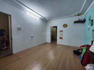 Cho thuê tập thể tầng 3 phố thành công, ba đình, 85m2, 2 ngủ, 8 triệu/th