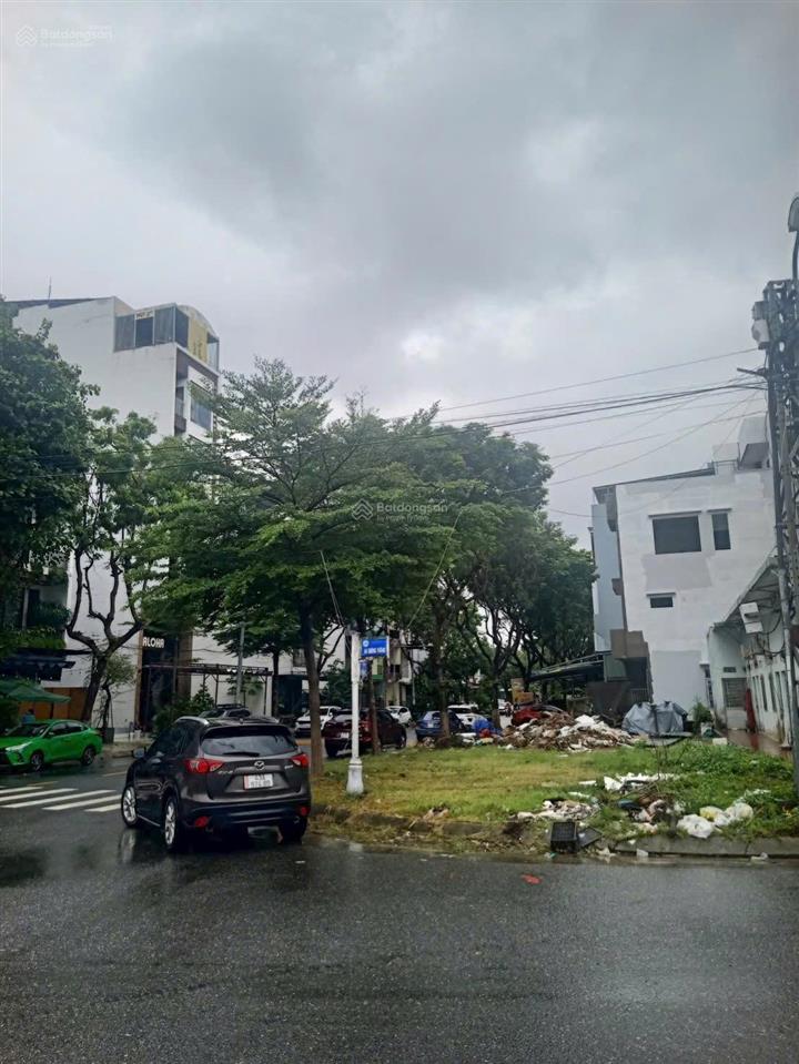 Bán lô góc 2mt đường an dương vương và lê văn
hưu, trung tâm mỹ an, sát sông hàn cực đẹp