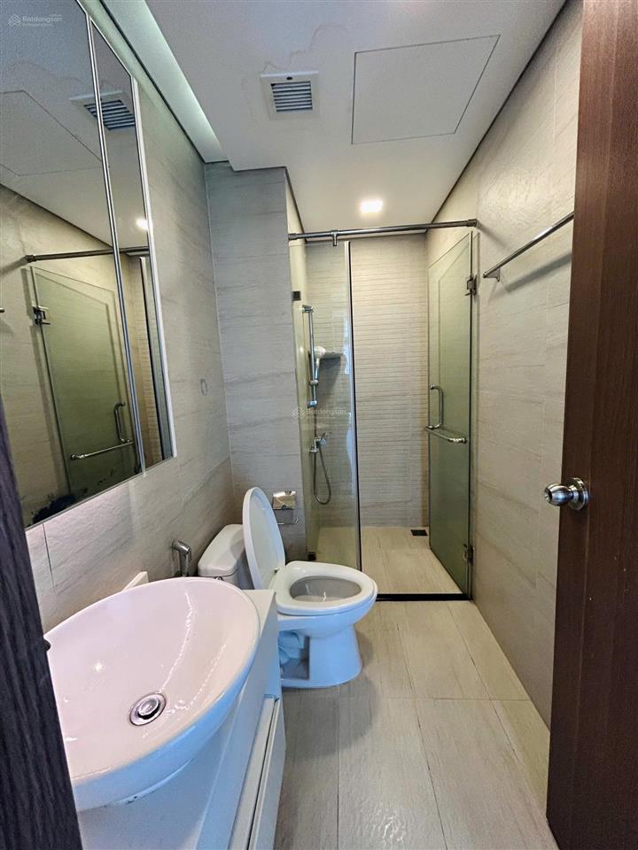 Bán 2pn vinhomes central park  view sông công viên, nhà nội thất cơ bản. dt 87,5m2,  0397 383 ***