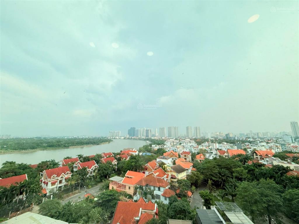 D'edge bán gấp căn 4pn góc, 189m2,đã có sổ, view sông trực diện, thang máy riêng. full nt. giá 30t