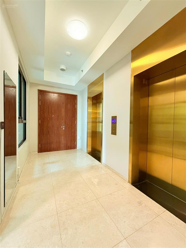 D'edge bán gấp căn 4pn góc, 189m2,đã có sổ, view sông trực diện, thang máy riêng. full nt. giá 30t