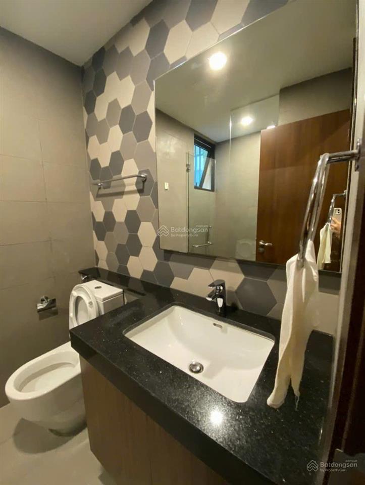 D'edge  căn 2pn căn góc, 93m2, sẵn hđ thuê, giá chỉ 12 tỷ. cam kết rẻ nhất thị trường