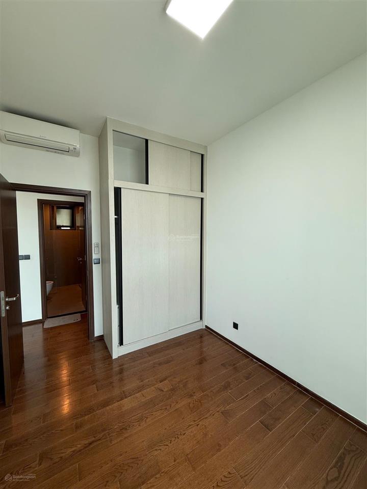 D'edge căn 3pn thang máy riêng vào tận căn hộ, lầu trung, view sông sg cực đẹp. xem nhà 24/7