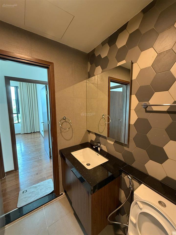 D'edge căn 3pn thang máy riêng vào tận căn hộ, lầu trung, view sông sg cực đẹp. xem nhà 24/7