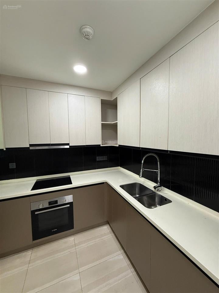 D'edge căn 3pn thang máy riêng vào tận căn hộ, lầu trung, view sông sg cực đẹp. xem nhà 24/7