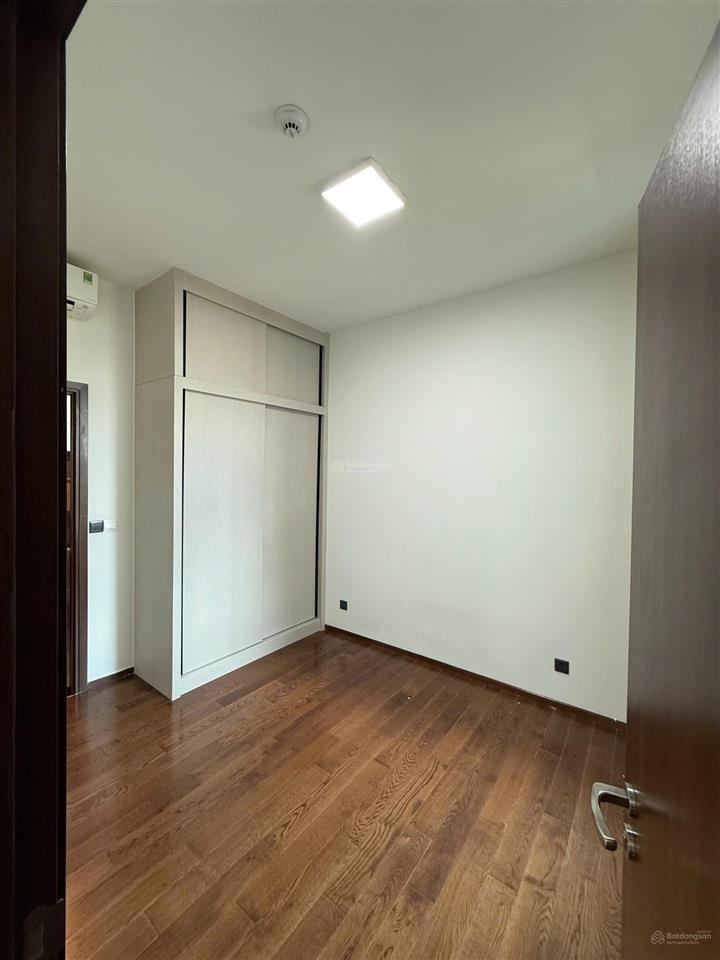 D'edge căn 3pn thang máy riêng vào tận căn hộ, lầu trung, view sông sg cực đẹp. xem nhà 24/7