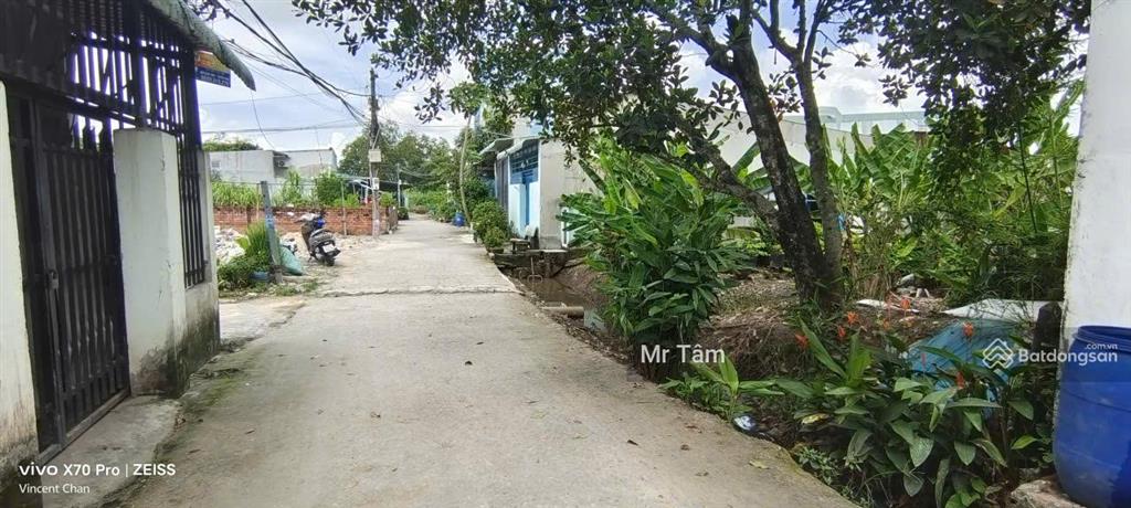 Bán đất, 2 sẹc ngắn đường hà duy phiên, tổng 220m2, có 200m2 tc, xã bình mỹ