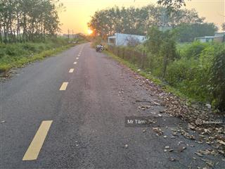 Bán đất mặt tiền đường 492, mặt tiền 24m, tổng 690m2 có 300m2 thổ, xã nhuận đức (mới).