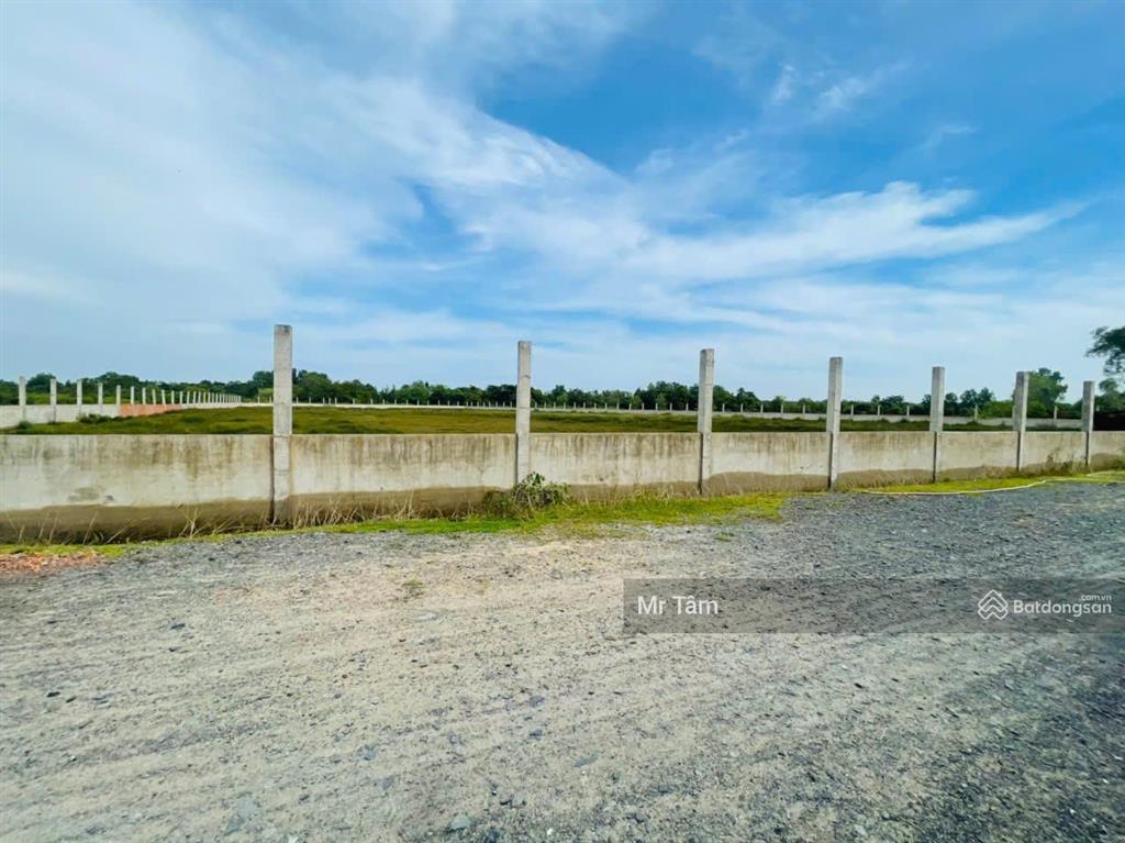 Bán lô đất đường ôtô, 1 sẹc đường cây gõ, 12,080 m2, mặt tiền 105m