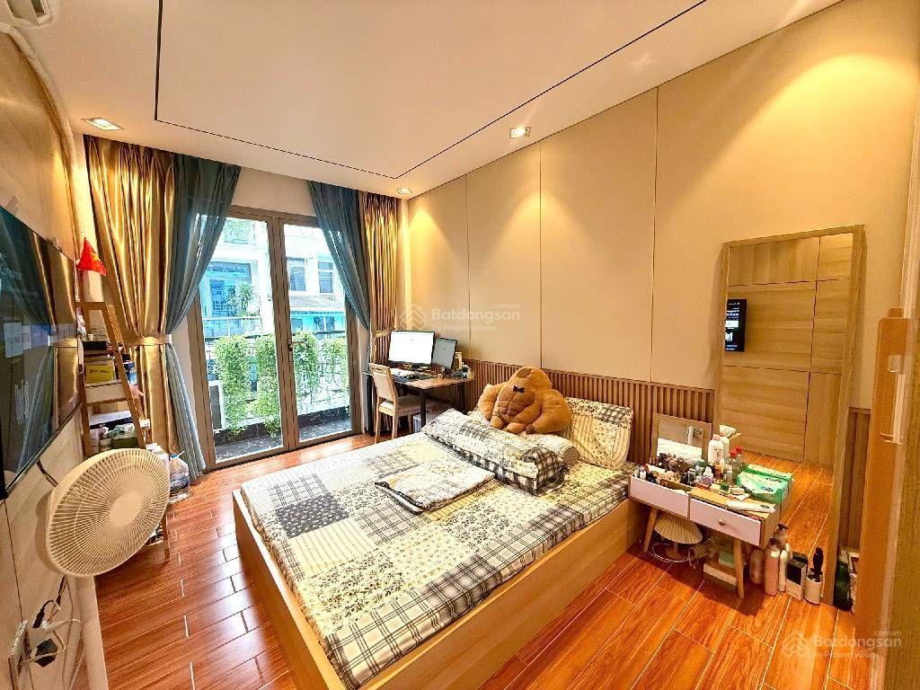 Bán nhà hẻm xe hơi phạm ngũ lão quận 1, 3 tầng 68m2, 5pn đang kinh doanh có dòng tiền