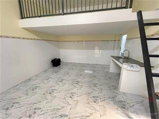 Cho thuê nhà trọ cao cấp  gần trường đh tài chính marketing, đh gtvt, khu cnc  có máy lạnh