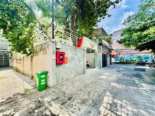 Biệt thự vườn trần cao vân hồ bơi trên sân thượng 150m gara xe