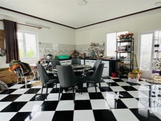 Nhà đẹp 2 mặt tiền có suối gần chợ đại lào.