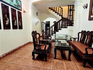 Cho thuê nhà ngõ 275 quan nhân, 70m ra phố, gần trung tâm nhiều tiện ích thuận tiện,52m,4ngủ,14tr