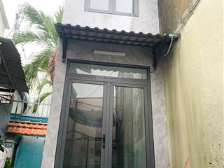 Tôi bán nhà 20 m2 sd, sổ hồng riêng. 1 trệt 1 lầu. mặt tiền 4 m, tân hưng, quận 7. giá 1,35 tỷ