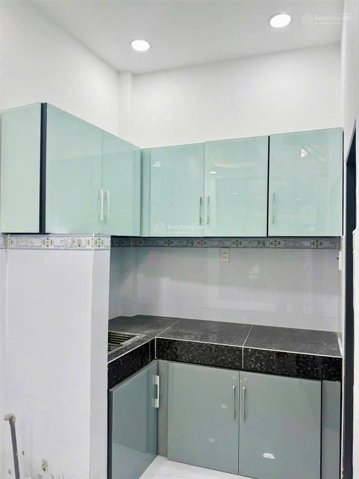 Tôi bán nhà 42 m2, 1 trệt.1 lầu đúc, 2 pn, 2 wc, tuyệt đẹp, quận 7, giá  1,65 tỷ