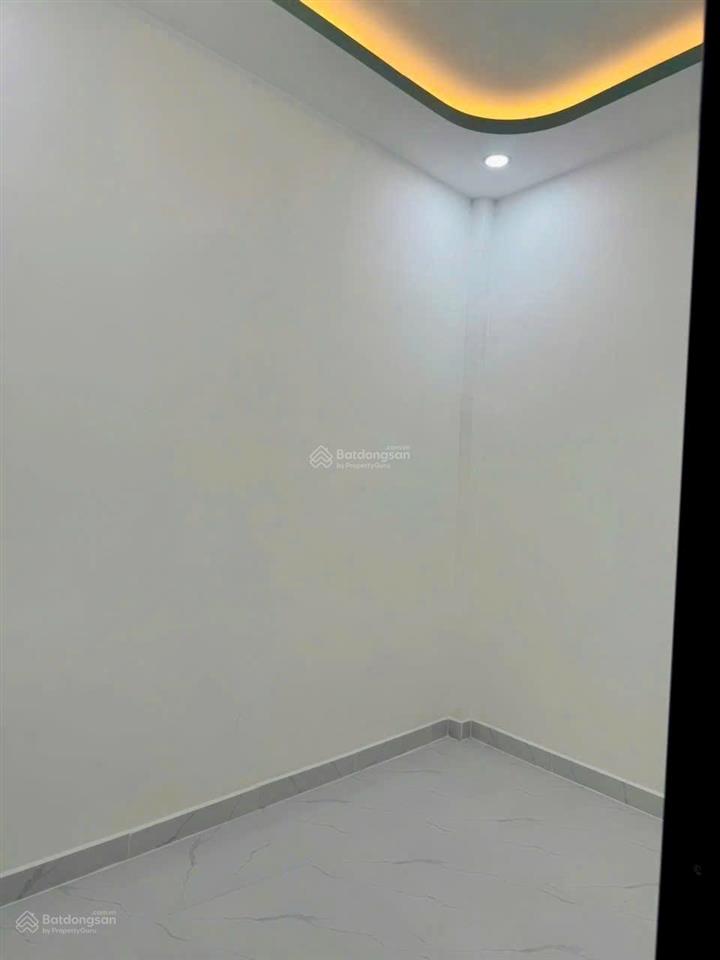 Tôi bán nhà 42 m2, 1 trệt.1 lầu đúc, 2 pn, 2 wc, tuyệt đẹp, quận 7, giá  1,65 tỷ