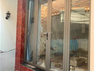 Tôi bán nhà 72 m2 sd, 1 trệt, 1 lầu đúc, 2 pn, 2 wc, tuyệt đẹp, quận 7, giá 1,95 tỷ