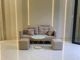 Tôi bán nhà 60 m2 sd, 1 trệt, 1 lầu, 2 pn, 2 wc, tuyệt đẹp, quận 7, giá 1,3 tỷ