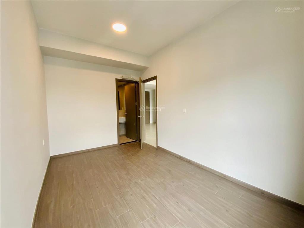 Sổ hồng, nhà mới 100% sang nhượng căn góc 2pn + , 2wc view hồ bơi tháp b2 westgate