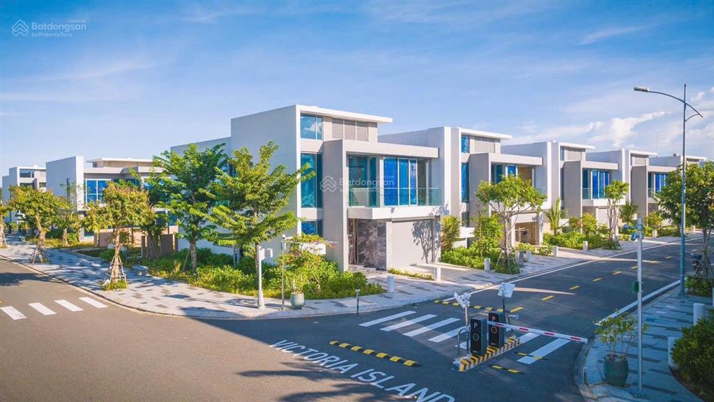 Bán lô mặt tiền đường lớn trong kđt oneworld ven biển nam đà nẵng, sổ đỏ sẵn