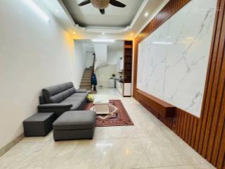Bán nhà chùa láng  7.68 tỷ 36m2 5tầng nhà mới gần phố ngõ rộng