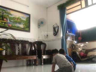 Do cơ quan sang quận bình thạnh nên cần bán gấp căn nhà đẹp ngang 5m dài 14m, tổng 70m2