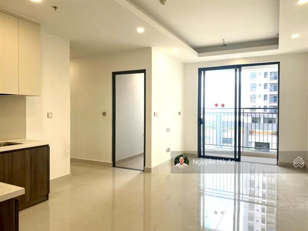 Gấp bán giá tốt căn góc 2pn2wc tầng trung view sông, view công viên 70m2 nhà sạch đẹp ở ngay