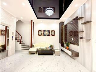 Cực kỳ hiếm, vf3 đỗ cửa, phố yên hoà, thang máy, mới đẹp, ngõ to thông, ở luôn, 41m2x6 tầng