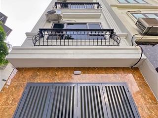 Toà ccmn phố hoa bằng, xây mới, thang máy, ngõ to, dt 90100 triệu/1th, full nội thất, 72m2*15pkk