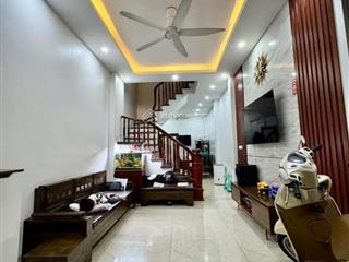 Bán nhà gần phố dịch vọng, cầu giấy, thoáng trước sau, ở luôn, ngõ rộng, thoáng