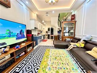 Bán gấp nhà nguyễn chí thanh, nguyên hồng, ở ngay, ngõ to, rất gần phố, thoáng trước sau 51m2