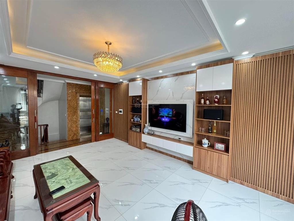 Bán nhà văn cao, ba đình, ngõ thông, 30m ra phố, thang máy, mới đẹp, ở luôn, 48m2x6tầng