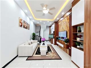 Nhà trung kính, ngõ thông kinh doanh, to rộng, thoáng trước sau, full đồ ở luôn, sổ vuông đẹp 39m