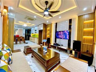 Bán gấp, pháo đài láng, thang máy, ngõ thông, mới, lô góc, ra phố tiện, ngõ sạch đẹp, ở sướng