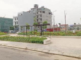 Chuyển nhượng 115,5m mt 7m hai mặt thoáng tại đấu giá vườn đào view vườn hoa