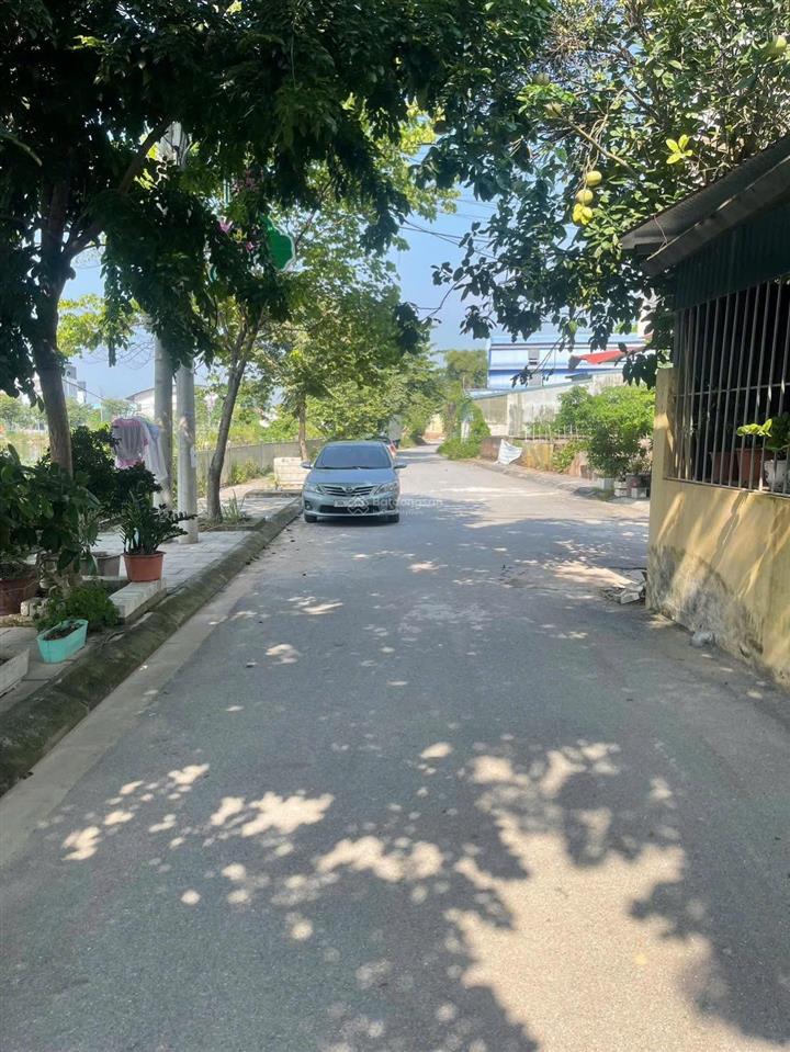 Chuyển nhượng 65,5m2 mt 3,75m view hồ tại mai lâm, đông anh.  e doanh 0973 516 ***
