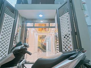 Bán nhà đẹp hiếm có tại q4 dt 3*13 vị trí 1/ sát đường 3pn giá 4tỉ5 khu dân cư sổ riêng giáp q1