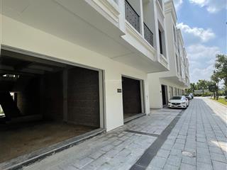Chính chủ cho thuê liền kề hinode royal park. 100m2 x 5 tầng. kinh doanh văn phòng. giá 20tr/tháng
