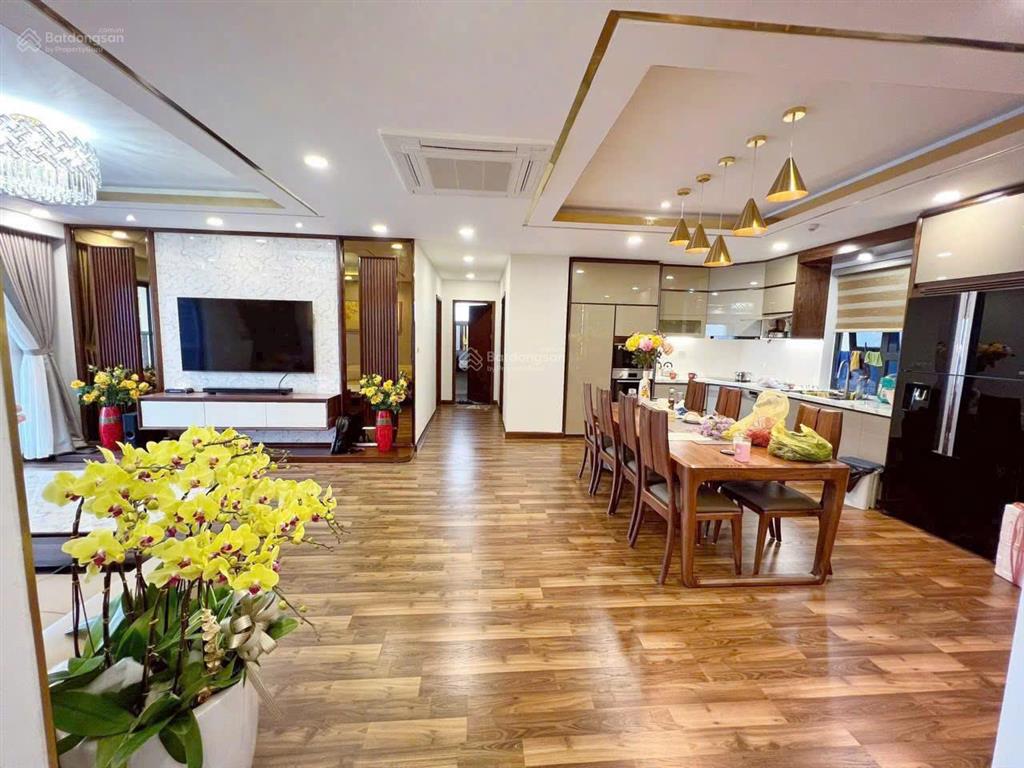 Bán căn hộ thành công tower láng hạ 190m2 4pn 3vs 14.9 tỷ full nt, hướng mát