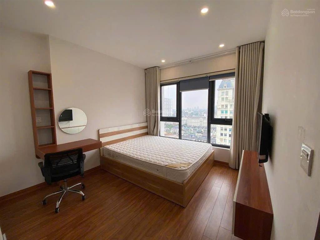 Bán căn hộ mhdi hoàng quốc việt 75m2 3pn 2vs 7,5tỷ tầng trung, full nt