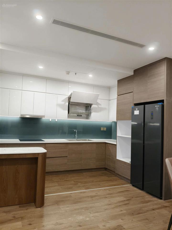 Bán căn hộ c'land tower  xã đàn  đống đa 215m2  4pn  3vs 24 tỷ view hồ xã đàn