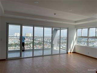 * 1 căn hộ đủ wow  4pn 3wc  166m2 chưa tính sân vườn  sổ hồng riêng  20tr/m2  khan hiếm