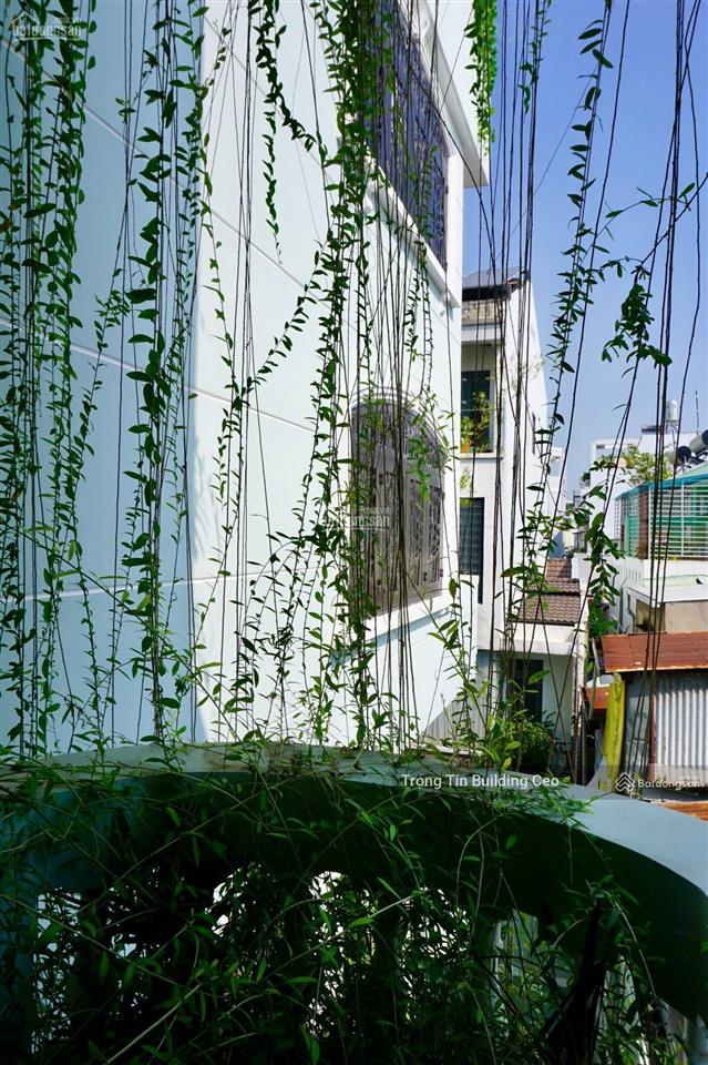 Chính chủ bán căn biệt thự cổ điển dt 9,5x15m có 4 tầng giá 36 tỷ còn thương lượng  0932 790 ***