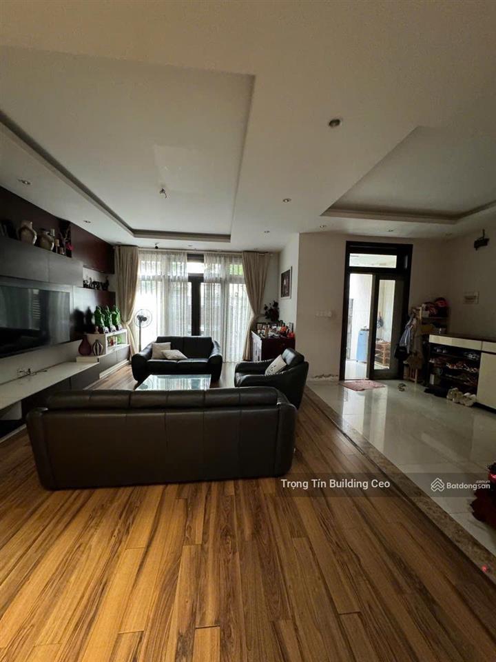 Cần bán villa compound nội khu 20 căn phường 12, quận 10 dt 14x14m 1 trệt 2 lầu giá bán 52 tỷ