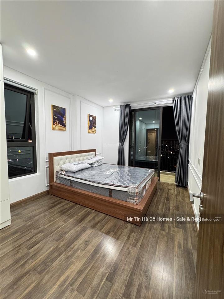 Chính chủ bán căn hộ hà đô centrosa garden 3 phòng ngủ + 1 phòng đa năng 139m2 full nt giá 20 tỷ