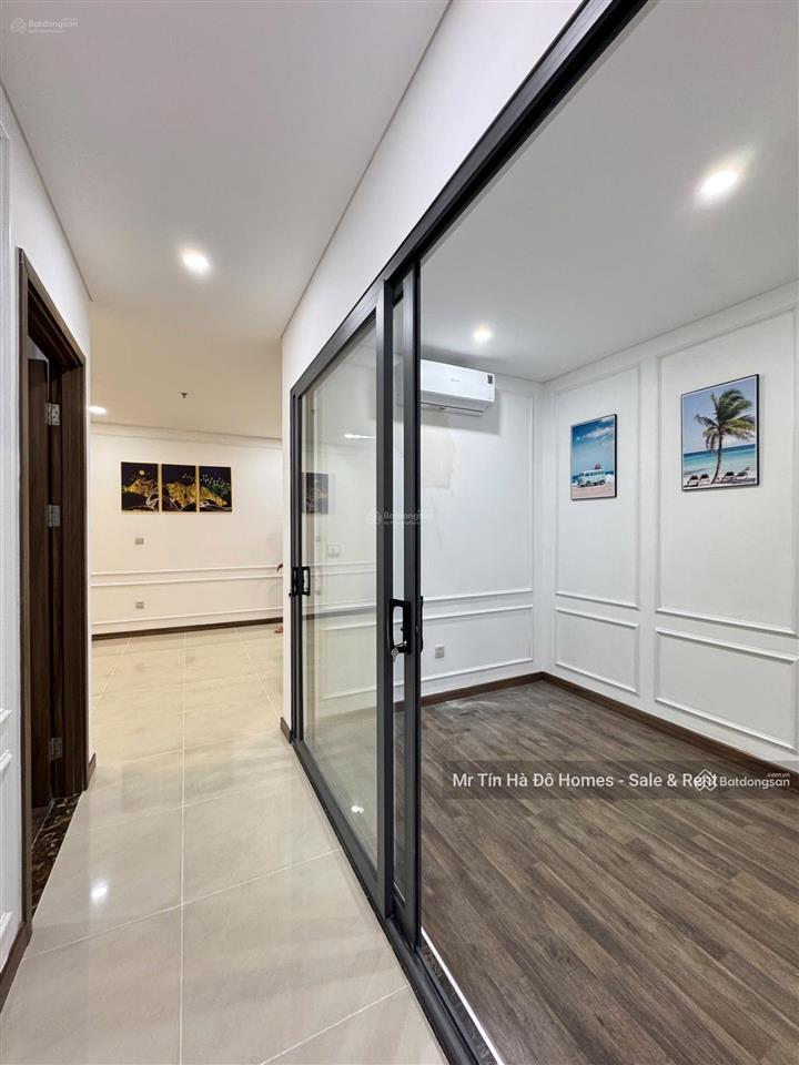 Chính chủ bán căn hộ hà đô centrosa garden 3 phòng ngủ + 1 phòng đa năng 139m2 full nt giá 20 tỷ